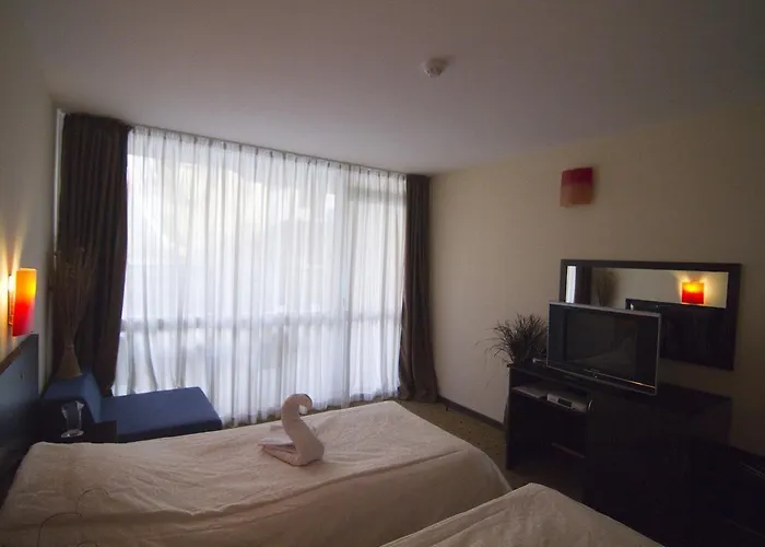 Tropics Отель Свети-Влас