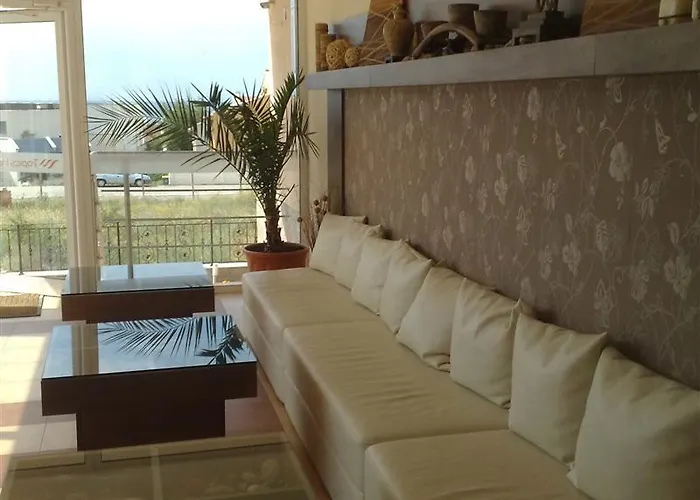 Отель Tropics Свети-Влас