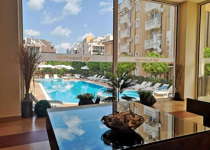 Tropics Свети-Влас