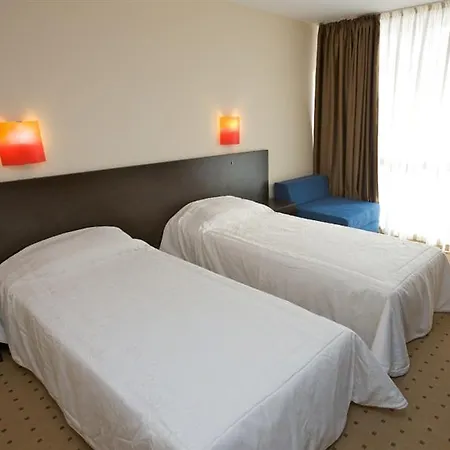 Hotel Tropics