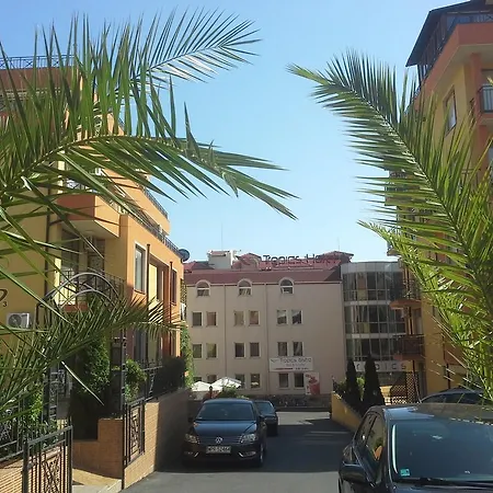 Tropics スヴェティ・ヴラス