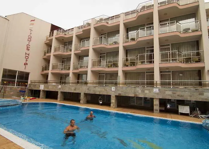 Tropics Szálloda 3*