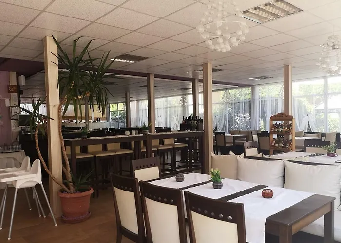 Tropics Szálloda 3*